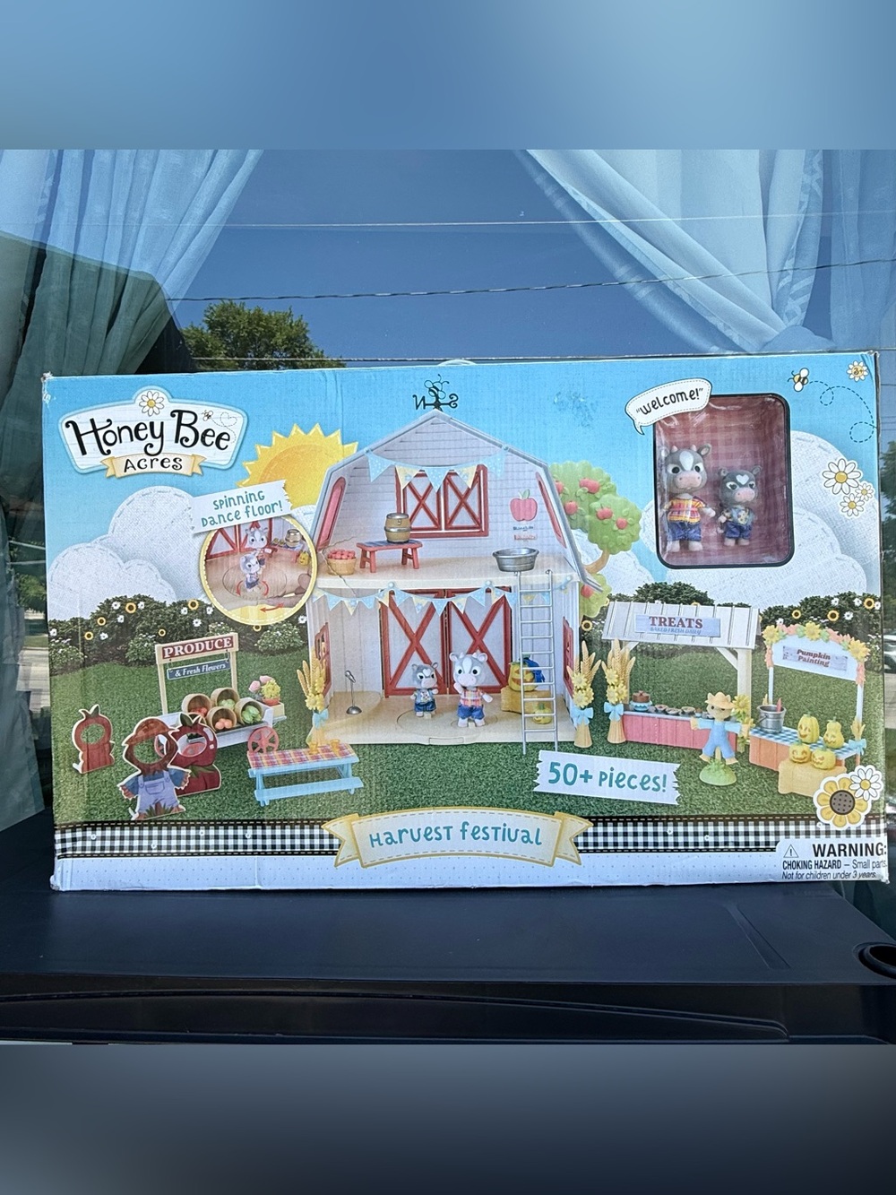 Harvest Festival Barn Playset - Blue & White - Picture 2 of 3